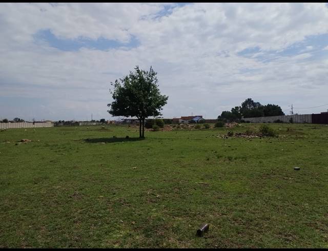 20,206M² VACANT LAND FOR SALE IN ROODS GARDENS